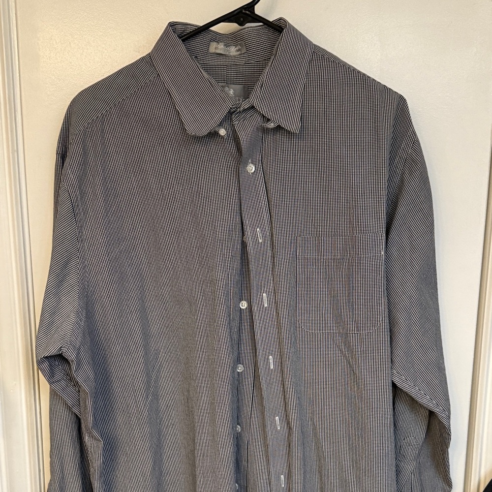 Stafford Men's Black and White Checkered Shirt